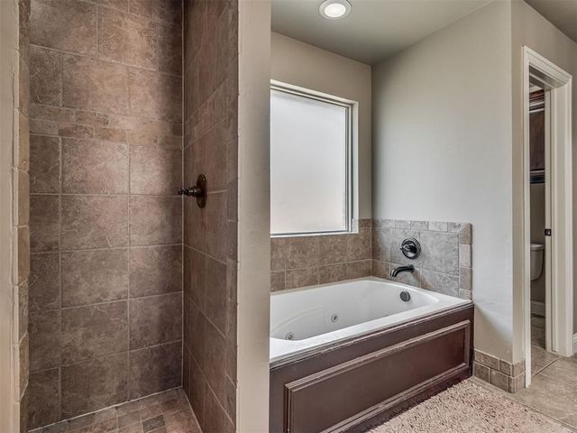 19217 Butterfly Boulevard, Edmond, OK 73012