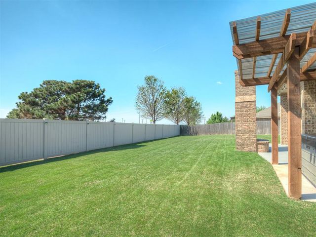 19217 Butterfly Boulevard, Edmond, OK 73012