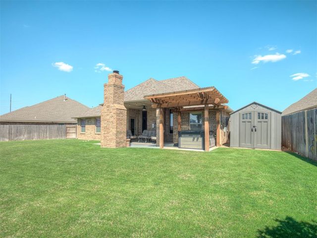 19217 Butterfly Boulevard, Edmond, OK 73012