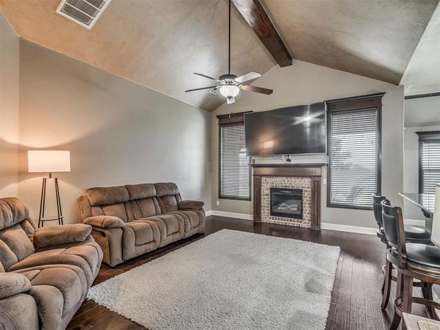 19217 Butterfly Boulevard, Edmond, OK 73012