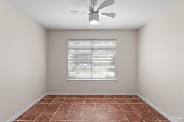 1629 Llani Ln, Gulf Breeze, FL 32563