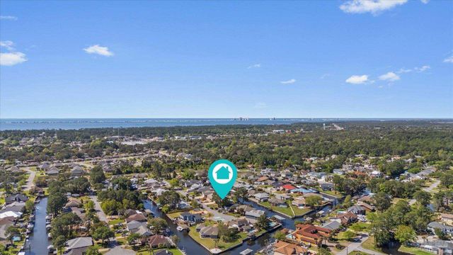1629 Llani Ln, Gulf Breeze, FL 32563