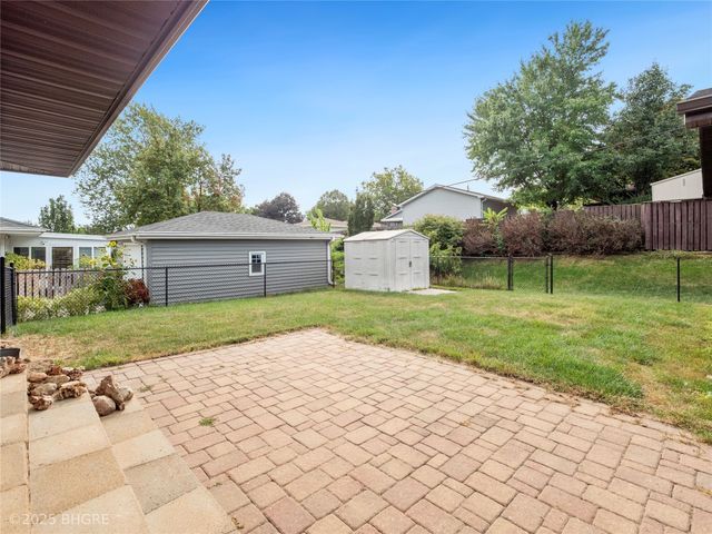 2719 E Tiffin Avenue, Des Moines, IA 50317