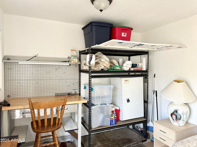 993 S PROSPECTOR Drive 993, Apache Junction, AZ 85119