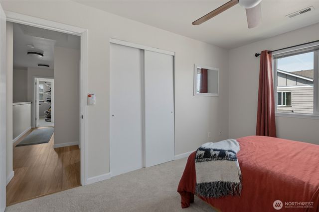 1498 NW 5th Avenue, Oak Harbor, WA 98277