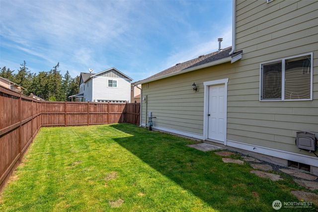 1498 NW 5th Avenue, Oak Harbor, WA 98277