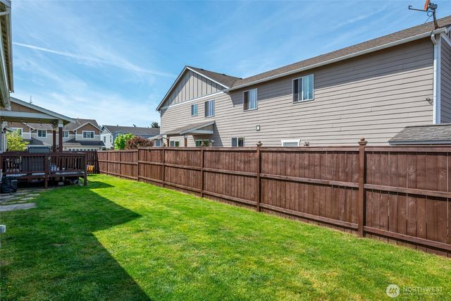 1498 NW 5th Avenue, Oak Harbor, WA 98277