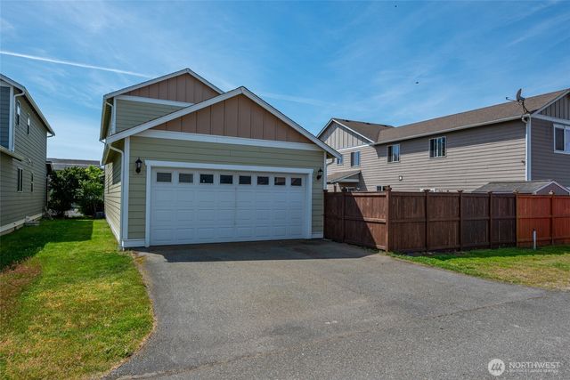 1498 NW 5th Avenue, Oak Harbor, WA 98277