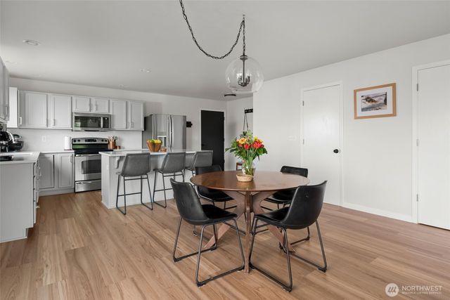 1498 NW 5th Avenue, Oak Harbor, WA 98277