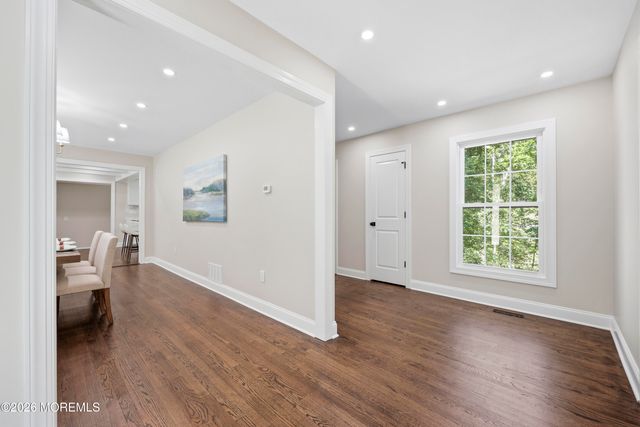 169 Pelican Road, Middletown, NJ 07748