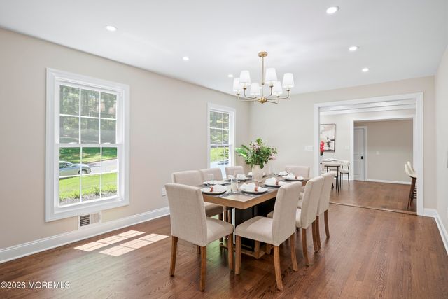 169 Pelican Road, Middletown, NJ 07748