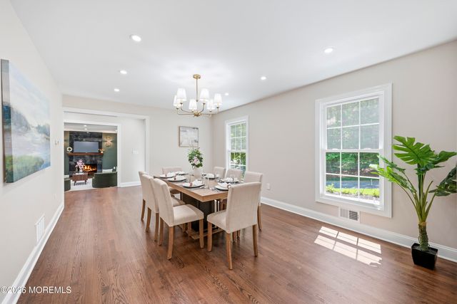 169 Pelican Road, Middletown, NJ 07748