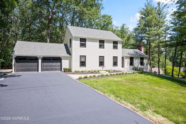 169 Pelican Road, Middletown, NJ 07748