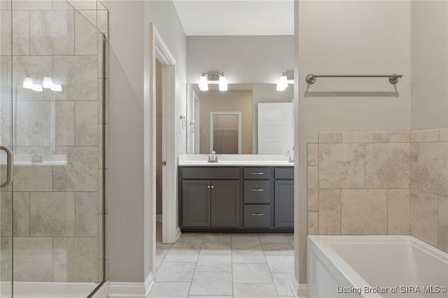 8002 Shady View Drive, Charlestown, IN 47111