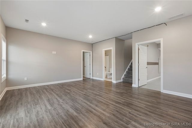 8002 Shady View Drive, Charlestown, IN 47111