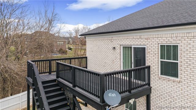 8002 Shady View Drive, Charlestown, IN 47111