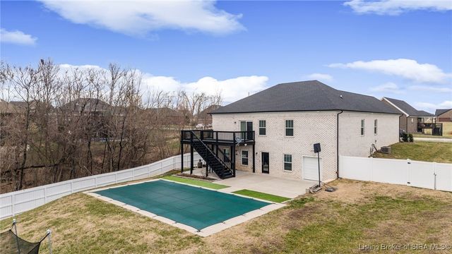 8002 Shady View Drive, Charlestown, IN 47111