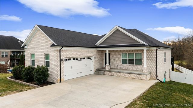 8002 Shady View Drive, Charlestown, IN 47111