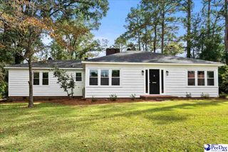 37 Lynn Ave, Cheraw, SC 29520