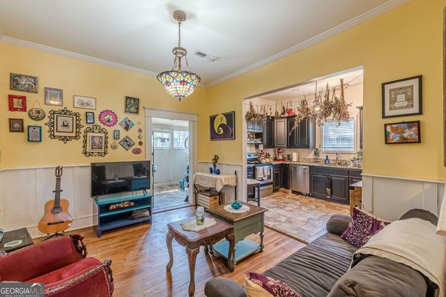 3030 Semmes Street, East Point, GA 30344