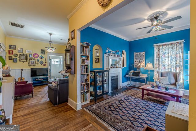 3030 Semmes Street, East Point, GA 30344