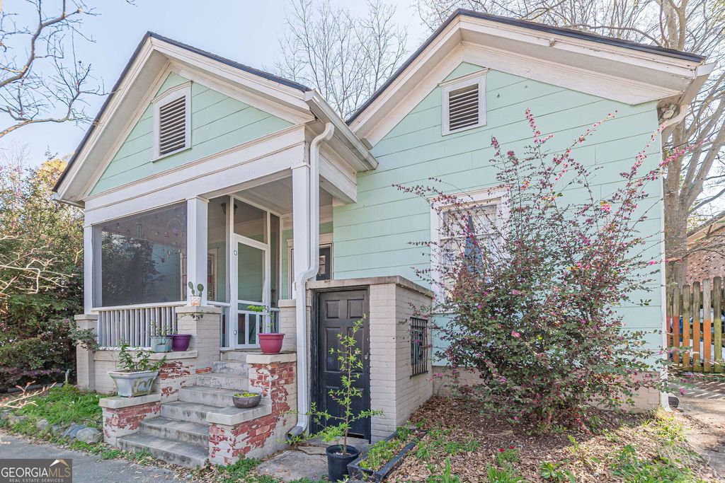 3030 Semmes Street, East Point, GA 30344