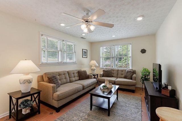 3060 Wilson Road, Decatur, GA 30033