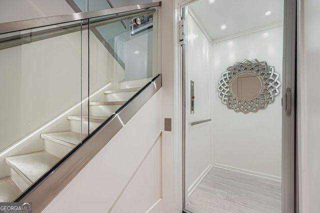 2246 Virginia Place NE, Atlanta, GA 30305