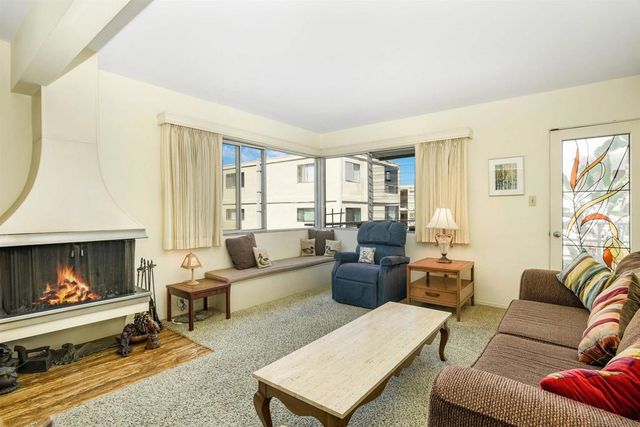 375 Rosecrans Street, San Diego, CA 92106