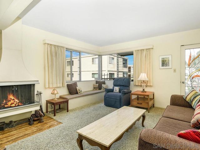 375 Rosecrans Street, San Diego, CA 92106