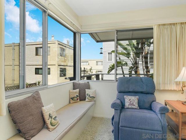 375 Rosecrans Street, San Diego, CA 92106