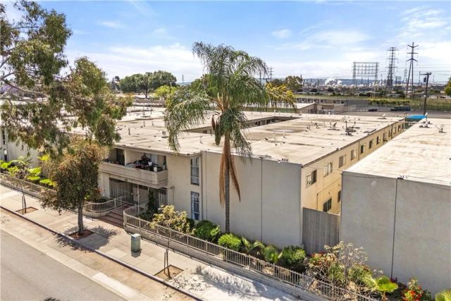 3365 Santa Fe 20, Long Beach, CA 90810