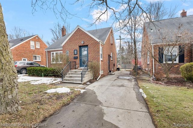 1109 Catalpa Drive, Royal Oak, MI 48067