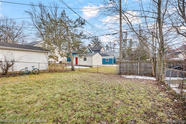 1109 Catalpa Drive, Royal Oak, MI 48067