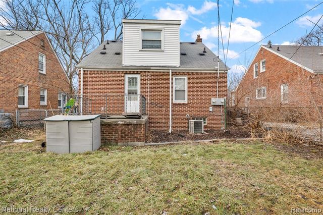 1109 Catalpa Drive, Royal Oak, MI 48067