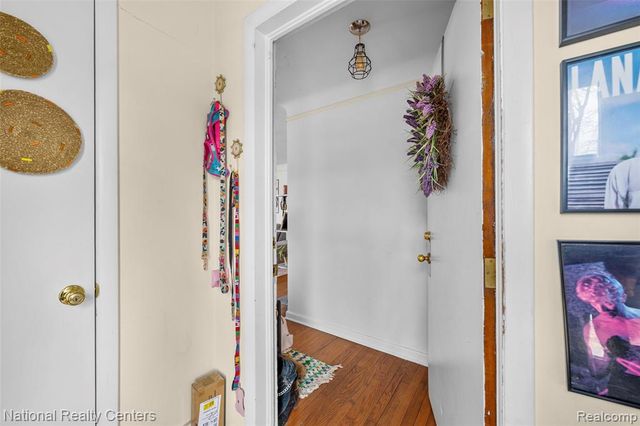 1109 Catalpa Drive, Royal Oak, MI 48067