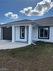 4727 21st ST SW, Lehigh Acres, FL 33973