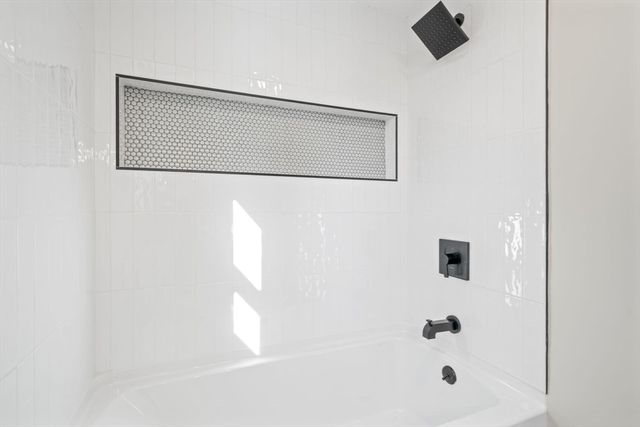 408 Teaticket Hwy, Falmouth, MA 02536