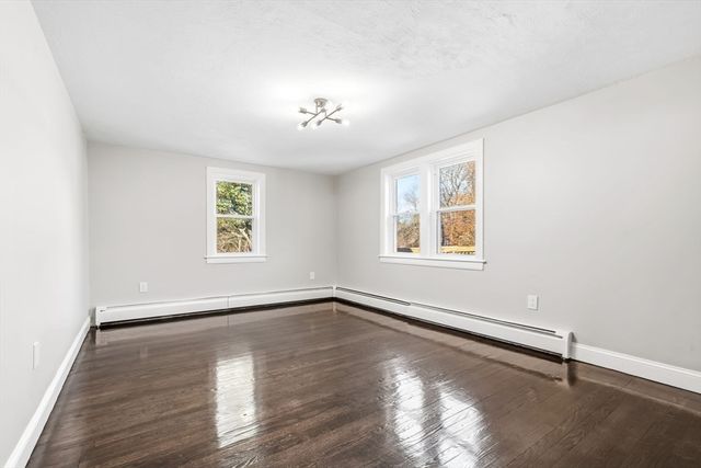 408 Teaticket Hwy, Falmouth, MA 02536