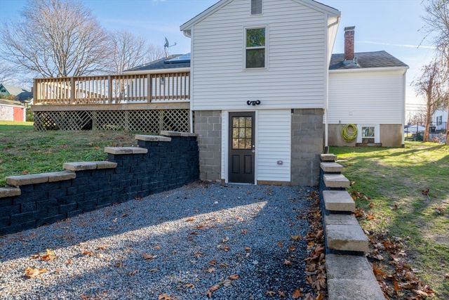 408 Teaticket Hwy, Falmouth, MA 02536