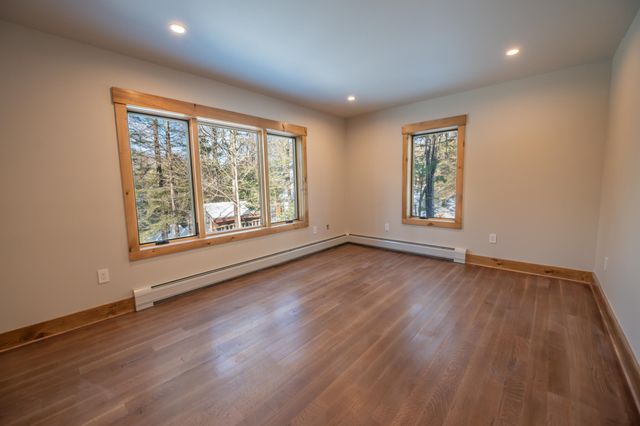 4 Breezy Way, Dover, VT 05356