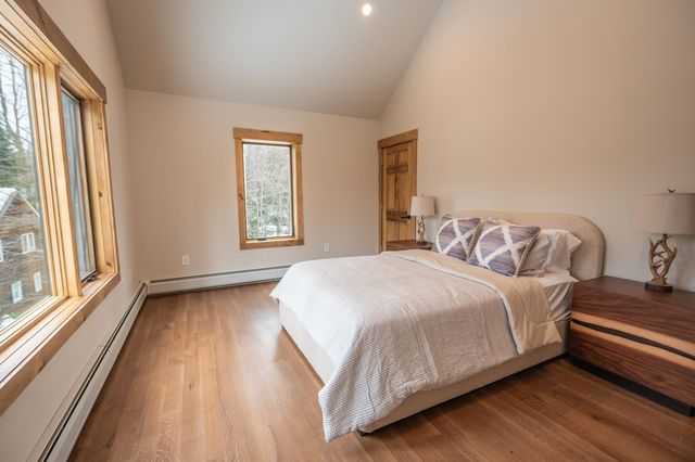 4 Breezy Way, Dover, VT 05356