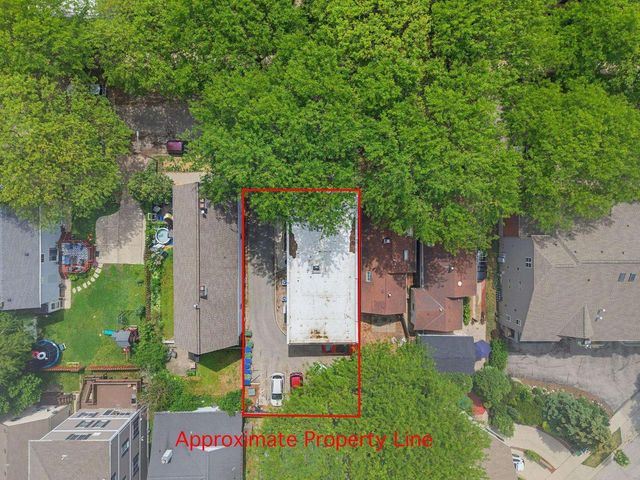 2436 S Wentworth Avenue, Milwaukee, WI 53207