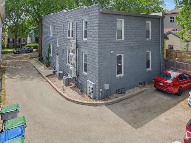 2436 S Wentworth Avenue, Milwaukee, WI 53207
