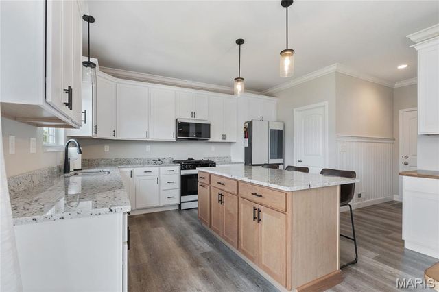 509 Spruce Hollow Court, Wentzville, MO 63385