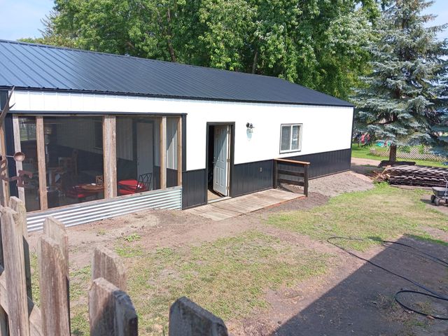 110 S Niggeler Street, Elizabeth, MN 56533