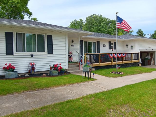 110 S Niggeler Street, Elizabeth, MN 56533