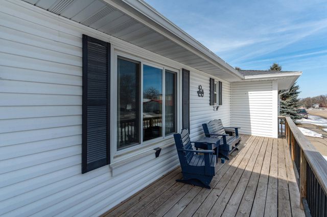 110 S Niggeler Street, Elizabeth, MN 56533