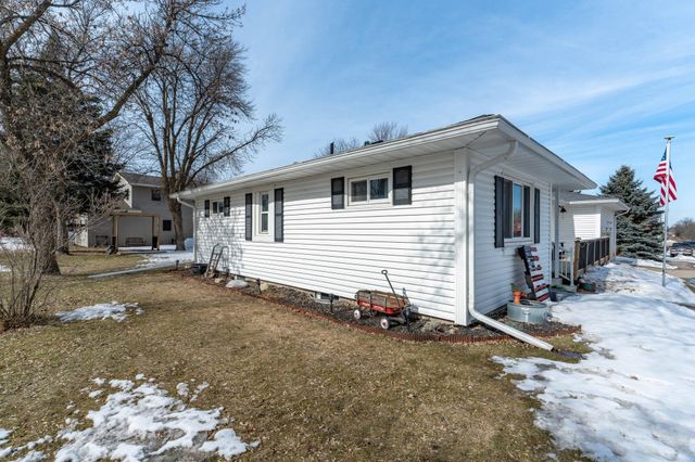 110 S Niggeler Street, Elizabeth, MN 56533