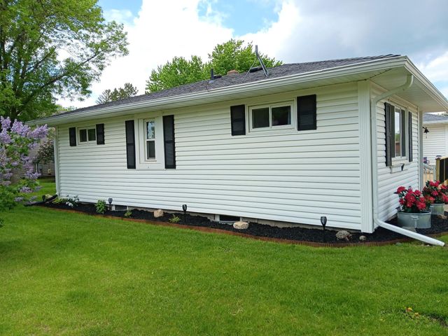 110 S Niggeler Street, Elizabeth, MN 56533